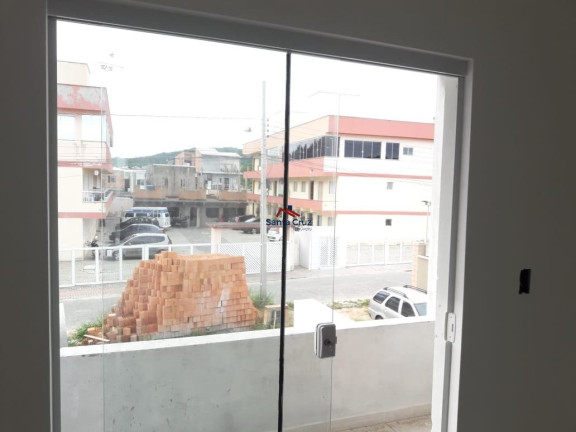Sobrado com 2 Quartos à Venda, 185 m² em São João Do Rio Vermelho - Florianópolis