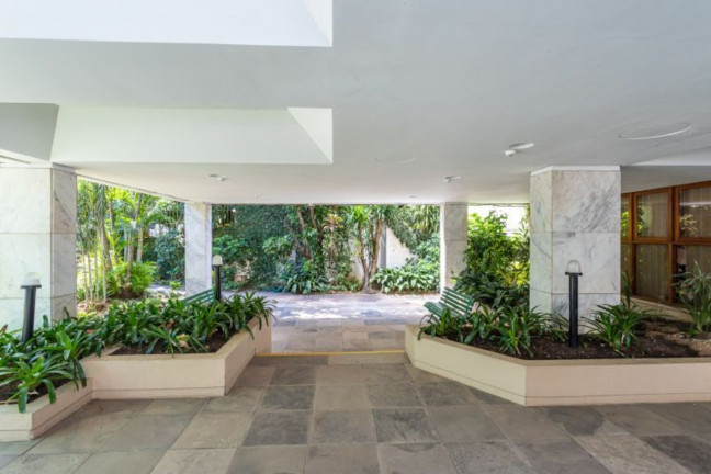 Imagem Imóvel com 2 Quartos à Venda, 71 m² em Petrópolis - Porto Alegre Imagem Imóvel com 2 Quartos à Venda, 71 m² em Petrópolis - Porto Alegre