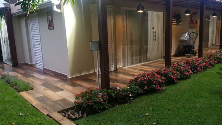 Imagem Casa com 6 Quartos à Venda, 3.333 m² em Park Way - Brasília Imagem Casa com 6 Quartos à Venda, 3.333 m² em Park Way - Brasília