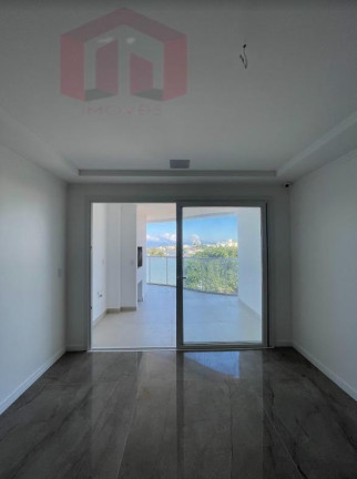 Imagem Imóvel com 3 Quartos à Venda, 1 m²