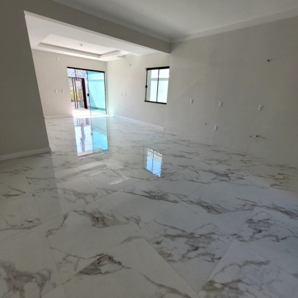 Imagem Sobrado com 3 Quartos à Venda, 107 m² em Rio Pequeno - Camboriú Imagem Sobrado com 3 Quartos à Venda, 107 m² em Rio Pequeno - Camboriú