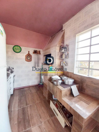 Imagem Casa com 2 Quartos à Venda, 212 m² em Pinheiro Machado - Santa Maria