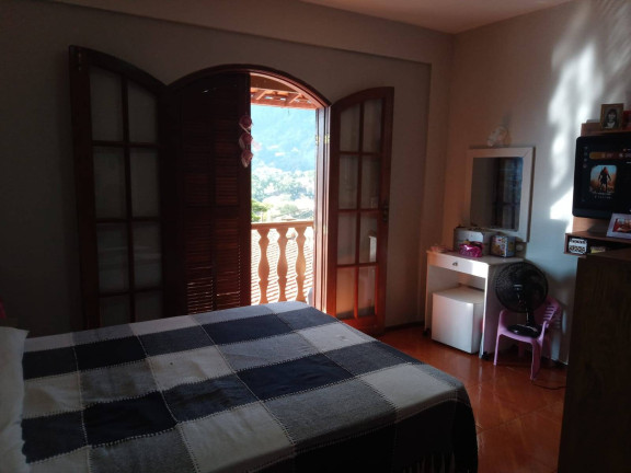 Imagem Casa com 3 Quartos à Venda, em Conego - Nova Friburgo Imagem Casa com 3 Quartos à Venda, em Conego - Nova Friburgo