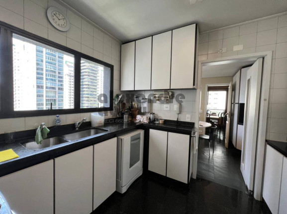 Imagem Apartamento com 3 Quartos à Venda, 220 m² em Itaim Bibi - São Paulo