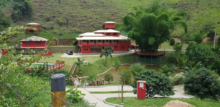 Imóvel com 10 Quartos à Venda, 70.000 m²