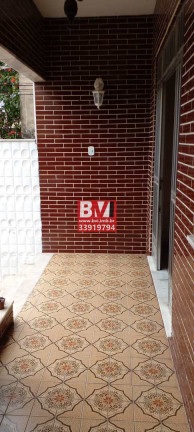 Imagem Casa com 3 Quartos à Venda, 190 m² em Penha - Rio De Janeiro