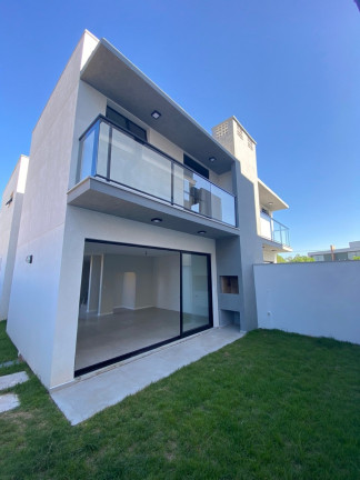 Imagem Casa com 3 Quartos à Venda, 177 m² em Campeche - Florianópolis Imagem Casa com 3 Quartos à Venda, 177 m² em Campeche - Florianópolis
