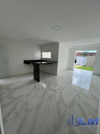Imagem Casa com 2 Quartos à Venda, 102 m² em Santa Mônica - Guarapari Imagem Casa com 2 Quartos à Venda, 102 m² em Santa Mônica - Guarapari
