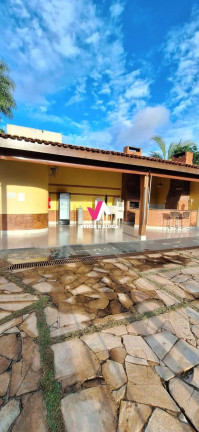 Imagem Casa com 2 Quartos à Venda, em Araés - Cuiabá Imagem Casa com 2 Quartos à Venda, em Araés - Cuiabá