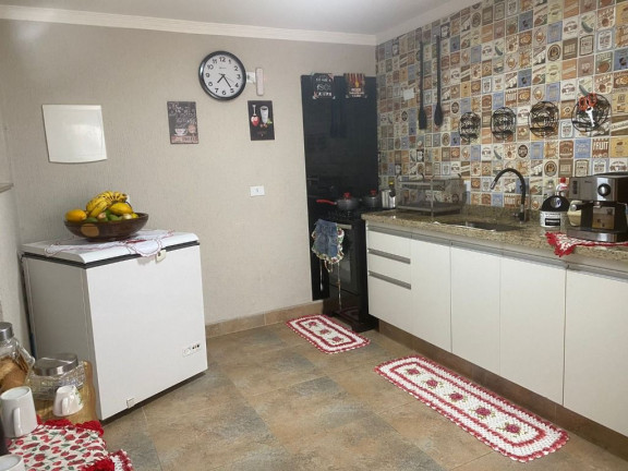 Imagem Casa com 3 Quartos à Venda, 324 m² em Vila Scarpelli - Santo André