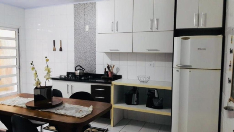 Imagem Casa com 3 Quartos à Venda, 300 m² em Interlagos - São Paulo Imagem Casa com 3 Quartos à Venda, 300 m² em Interlagos - São Paulo