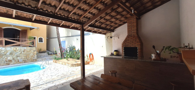 Imagem Casa com 4 Quartos à Venda, 274 m² em Jardim Paulista - Atibaia Imagem Casa com 4 Quartos à Venda, 274 m² em Jardim Paulista - Atibaia