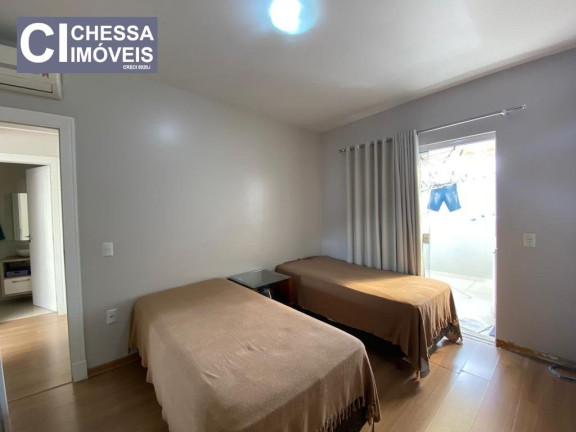 Imagem Sobrado com 3 Quartos à Venda, 137 m² em Centro - Balneário Camboriú Imagem Sobrado com 3 Quartos à Venda, 137 m² em Centro - Balneário Camboriú