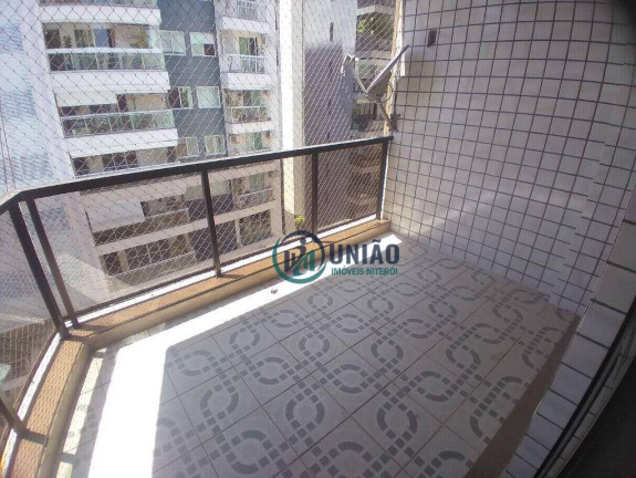 Imagem Apartamento com 4 Quartos à Venda, 220 m² em Vital Brasil - Niterói