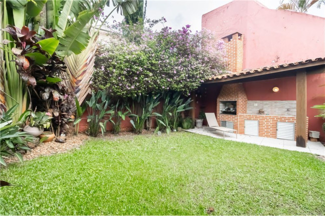 Imagem Casa com 3 Quartos à Venda, em Morumbi - São Paulo Imagem Casa com 3 Quartos à Venda, em Morumbi - São Paulo