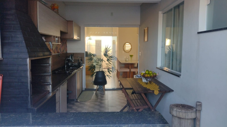 Imagem Casa com 2 Quartos à Venda, 80 m² em Condomínio Residencial E Comercial Laguna - Pindamonhangaba Imagem Casa com 2 Quartos à Venda, 80 m² em Condomínio Residencial E Comercial Laguna - Pindamonhangaba