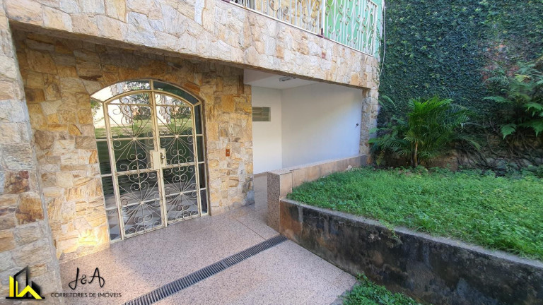 Imagem Casa com 2 Quartos à Venda, 220 m² em Jardim Das Flores - Osasco Imagem Casa com 2 Quartos à Venda, 220 m² em Jardim Das Flores - Osasco