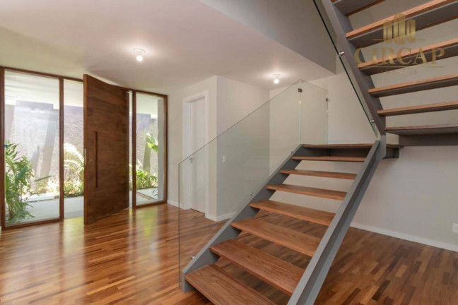 Imagem Sobrado com 4 Quartos à Venda ou Locação, 581 m² em Alto De Pinheiros - São Paulo Imagem Sobrado com 4 Quartos à Venda ou Locação, 581 m² em Alto De Pinheiros - São Paulo
