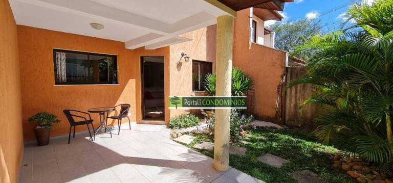 Sobrado com 3 Quartos à Venda, 89 m² em Pilarzinho - Curitiba