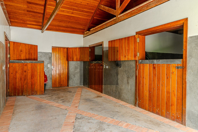 Imagem Casa com 4 Quartos à Venda, 400 m² em Pedra Do Fogo - Campos Do Jordão Imagem Casa com 4 Quartos à Venda, 400 m² em Pedra Do Fogo - Campos Do Jordão