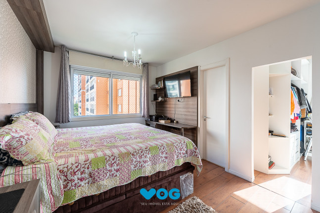 Imagem Imóvel com 3 Quartos à Venda, 141 m² em Jardim Europa - Porto Alegre Imagem Imóvel com 3 Quartos à Venda, 141 m² em Jardim Europa - Porto Alegre