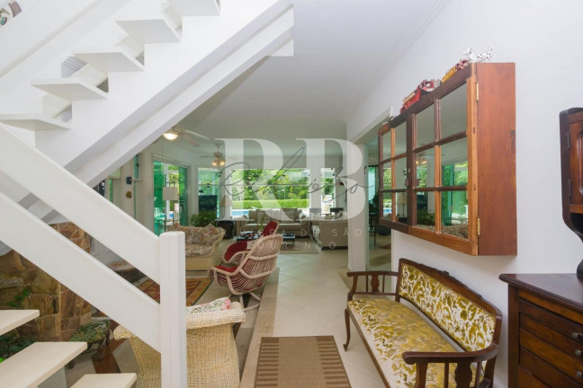 Imagem Imóvel com 4 Quartos à Venda, em Riviera - Bertioga Imagem Imóvel com 4 Quartos à Venda, em Riviera - Bertioga