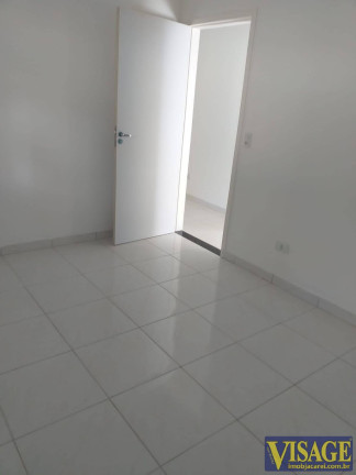 Imagem Casa com 2 Quartos à Venda, em Centro - Jacareí Imagem Casa com 2 Quartos à Venda, em Centro - Jacareí