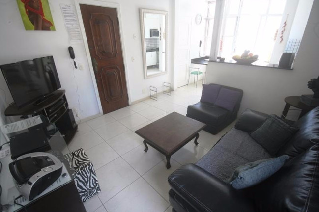 Imagem Apartamento com 2 Quartos para Temporada, 65 m² em Copacabana - Rio De Janeiro Imagem Apartamento com 2 Quartos para Temporada, 65 m² em Copacabana - Rio De Janeiro