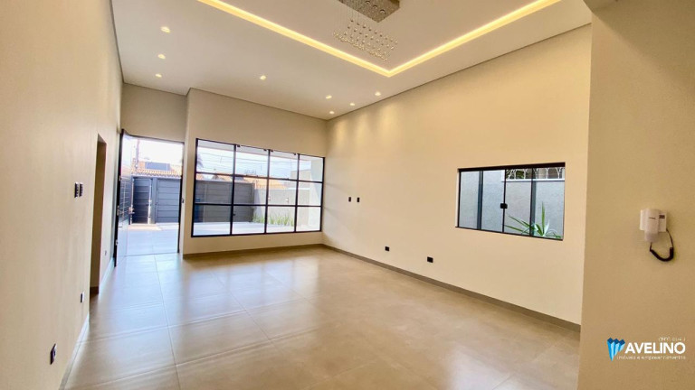 Imagem Casa com 3 Quartos à Venda, 182 m² em Parque Residencial Rita Vieira - Campo Grande