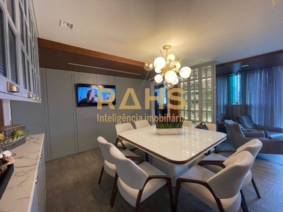 Imagem Apartamento com 3 Quartos à Venda, 250 m² em Atiradores - Joinville