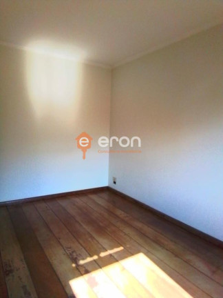 Imagem Casa com 4 Quartos à Venda, 580 m²