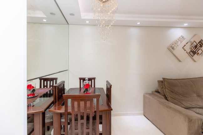 Imagem Casa com 2 Quartos à Venda, 66 m² em Vila Carmosina - São Paulo