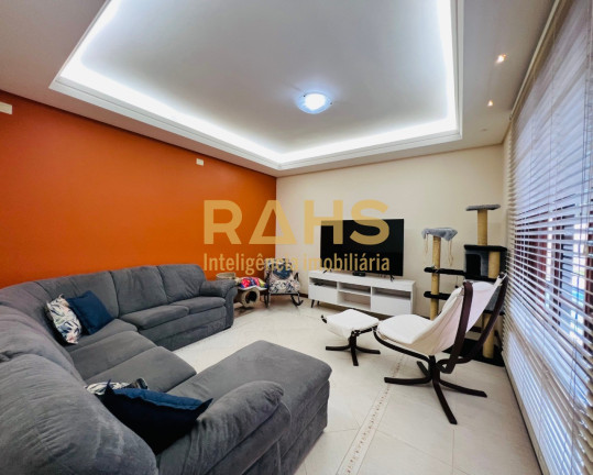 Imagem Casa com 5 Quartos à Venda, 406 m² em América - Joinville Imagem Casa com 5 Quartos à Venda, 406 m² em América - Joinville