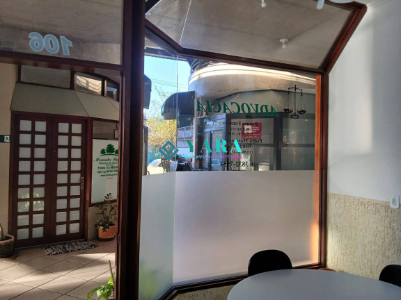 Sala Comercial à Venda, 45 m² em Centro - Ubatuba
