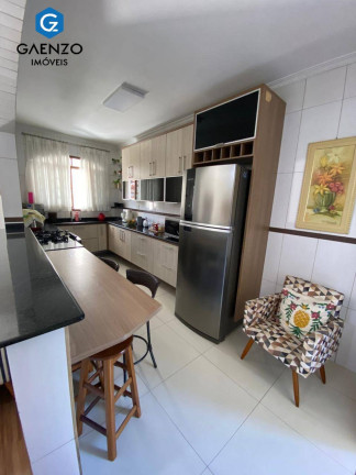 Imagem Casa com 3 Quartos à Venda, 400 m² em Jardim Das Belezas - Carapicuíba Imagem Casa com 3 Quartos à Venda, 400 m² em Jardim Das Belezas - Carapicuíba