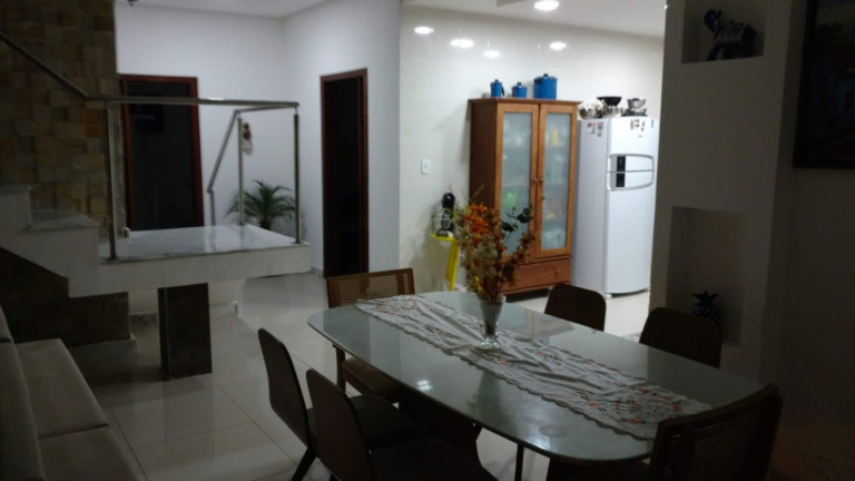 Imagem Casa com 6 Quartos à Venda, 448 m² em Zona De Expansão (mosqueiro) - Aracaju Imagem Casa com 6 Quartos à Venda, 448 m² em Zona De Expansão (mosqueiro) - Aracaju