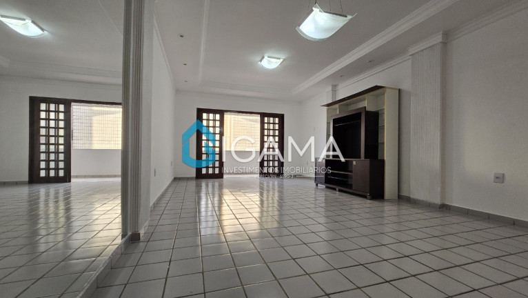 Imagem Imóvel com 3 Quartos para Alugar, 148 m² em Candelária - Natal Imagem Imóvel com 3 Quartos para Alugar, 148 m² em Candelária - Natal