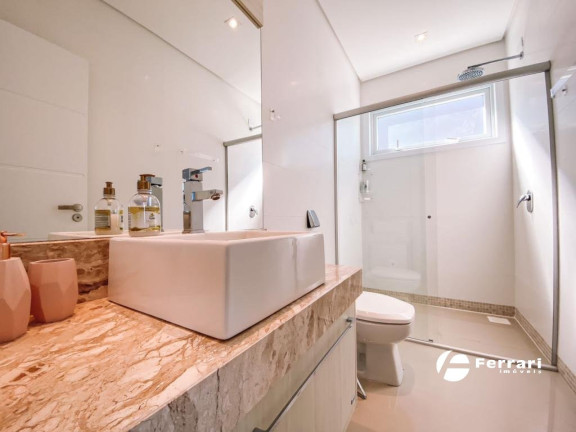 Imagem Casa de Condomínio com 5 Quartos à Venda, 380 m² em Centro - Xangri-lá