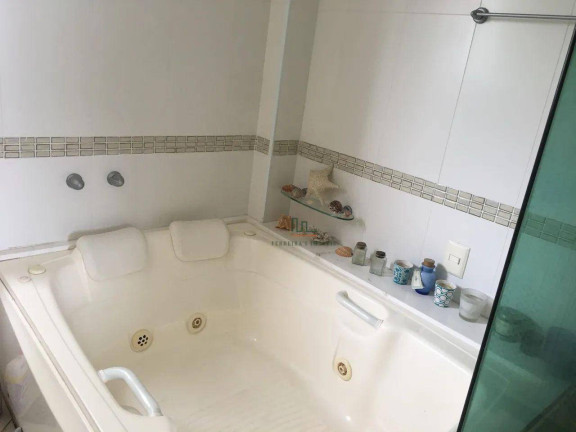 Imagem Apartamento com 4 Quartos à Venda, 166 m² em Icaraí - Niterói Imagem Apartamento com 4 Quartos à Venda, 166 m² em Icaraí - Niterói