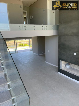 Imagem Casa com 3 Quartos à Venda, 420 m² em Laranjal - Pelotas