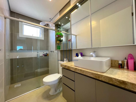 Imagem Casa com 3 Quartos à Venda, 137 m² em Tomazetti - Santa Maria Imagem Casa com 3 Quartos à Venda, 137 m² em Tomazetti - Santa Maria
