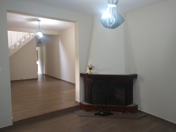 Imagem Casa com 3 Quartos à Venda, 250 m² em Parque Fongaro - São Paulo