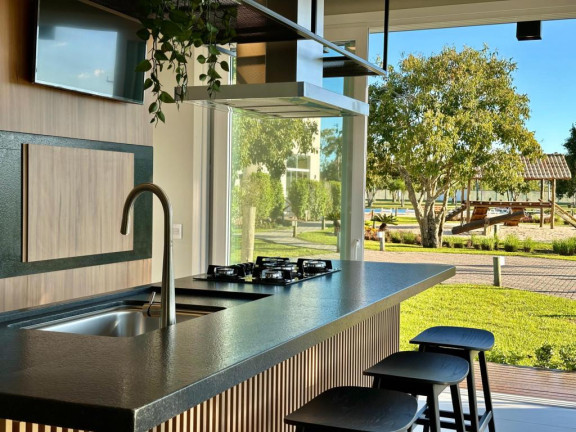 Imagem Casa com 4 Quartos à Venda, 165 m² em Arroio Teixeira - Capao Da Canoa Imagem Casa com 4 Quartos à Venda, 165 m² em Arroio Teixeira - Capao Da Canoa