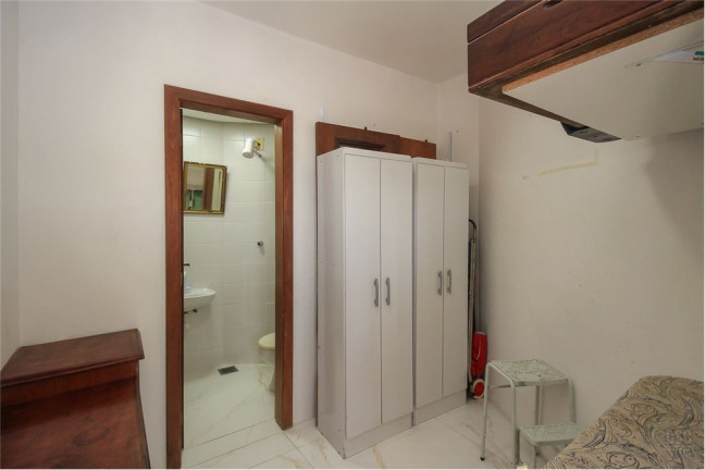Imagem Imóvel com 4 Quartos à Venda, em Boa Vista - Porto Alegre Imagem Imóvel com 4 Quartos à Venda, em Boa Vista - Porto Alegre