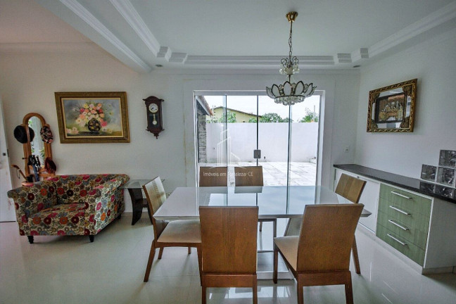 Imagem Casa com 5 Quartos à Venda, 459 m² em Cocó - Fortaleza Imagem Casa com 5 Quartos à Venda, 459 m² em Cocó - Fortaleza