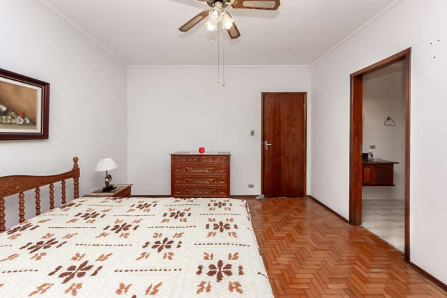 Imagem Casa com 4 Quartos à Venda, 226 m² em Vila Isa - São Paulo