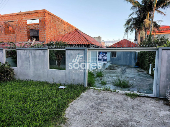 Casa com 3 Quartos à Venda, 135 m² em Laranjal - Pelotas