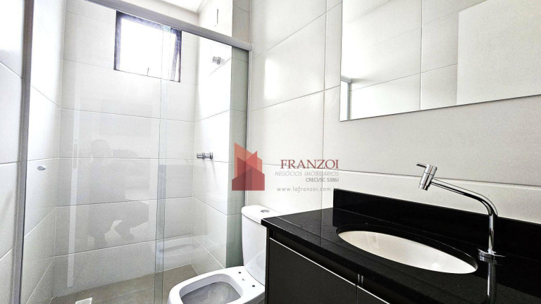 Imagem Apartamento com 2 Quartos para Alugar, 67 m² em Vila Operária - Itajaí Imagem Apartamento com 2 Quartos para Alugar, 67 m² em Vila Operária - Itajaí