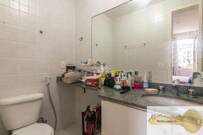 Imagem Apartamento com 1 Quarto à Venda, 38 m² em Copacabana - Rio De Janeiro Imagem Apartamento com 1 Quarto à Venda, 38 m² em Copacabana - Rio De Janeiro