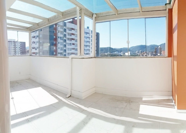 Imagem Cobertura com 3 Quartos à Venda, 112 m² em Centro - Santa Maria Imagem Cobertura com 3 Quartos à Venda, 112 m² em Centro - Santa Maria